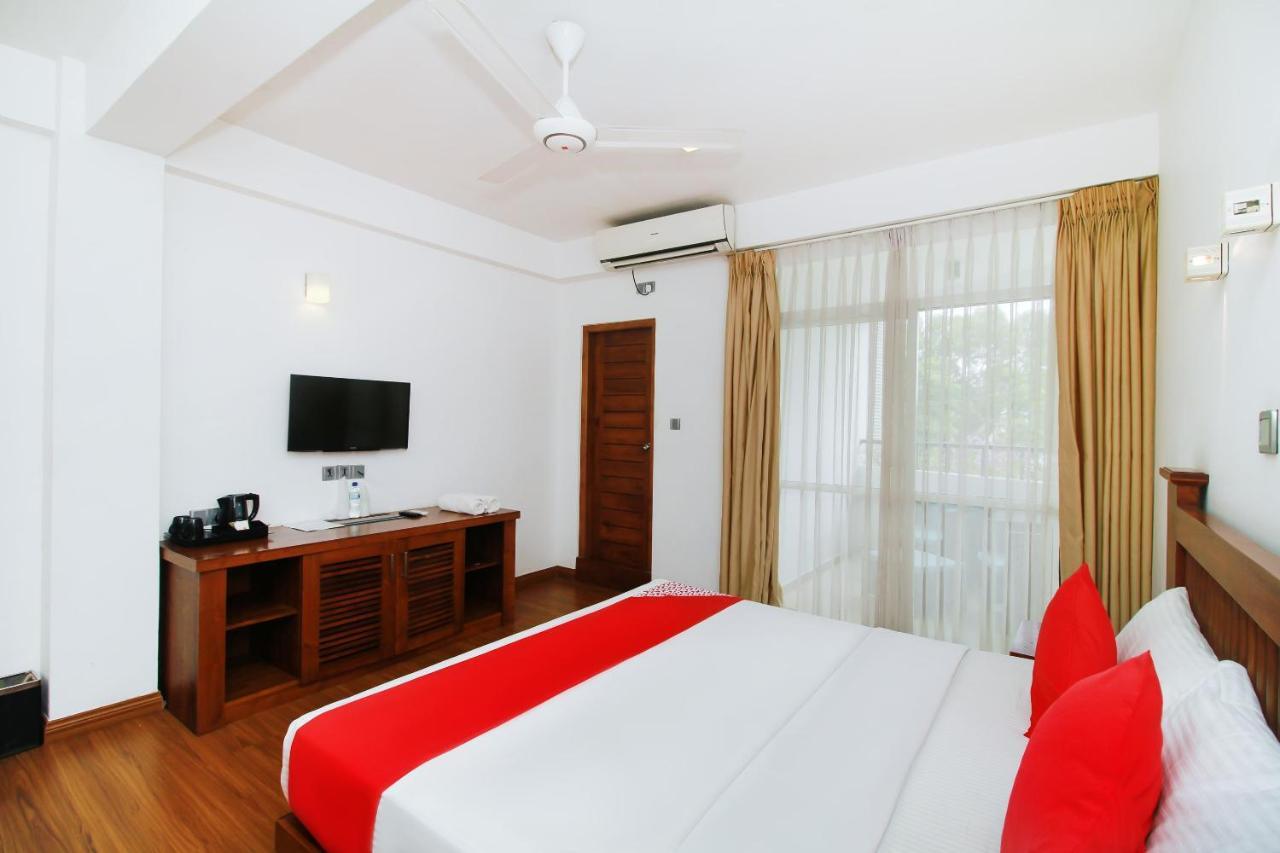 Oyo 314 Neo Holiday Home Katunayaka Ngoại thất bức ảnh