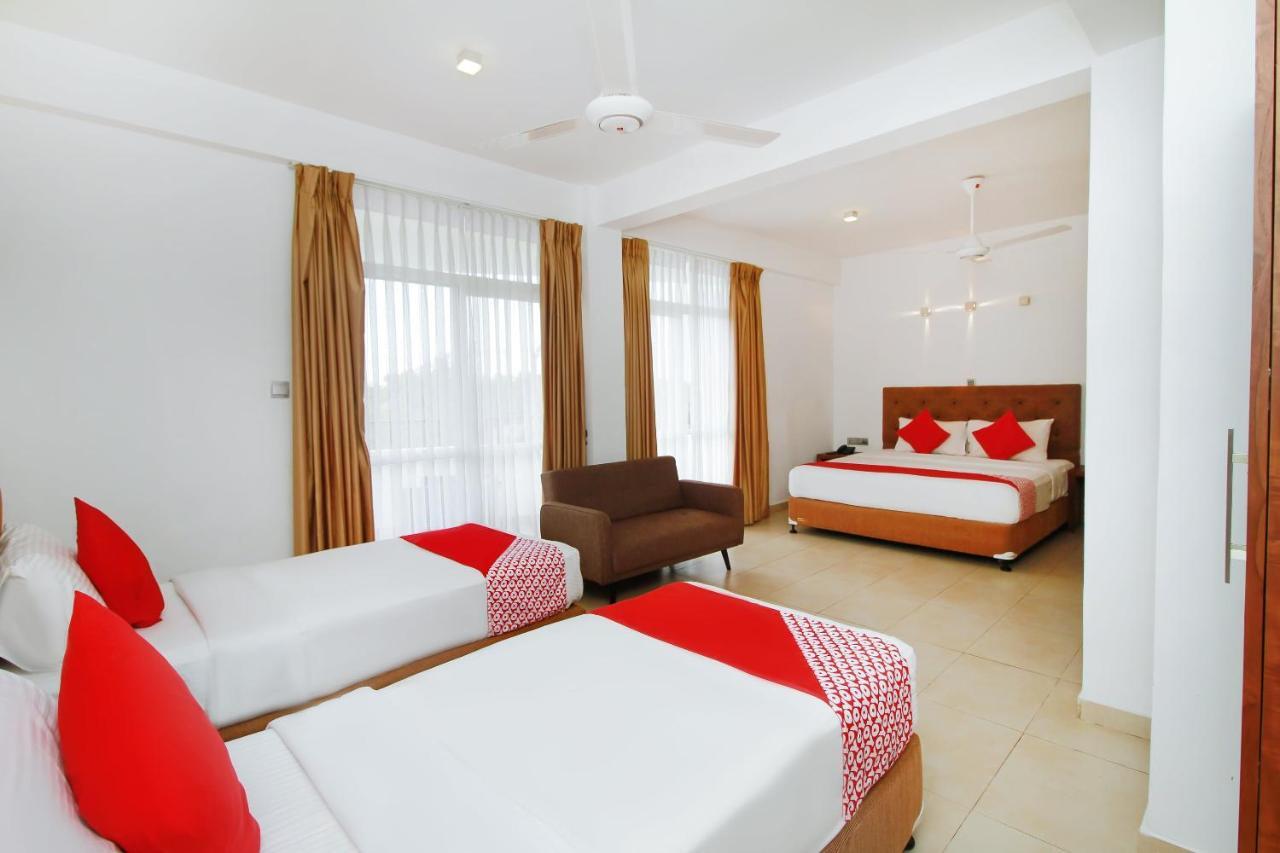 Oyo 314 Neo Holiday Home Katunayaka Ngoại thất bức ảnh