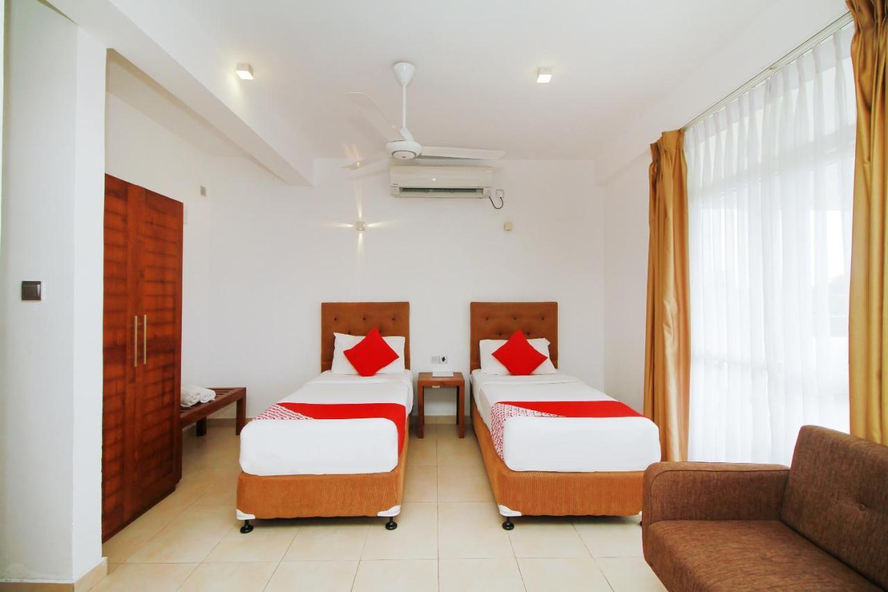 Oyo 314 Neo Holiday Home Katunayaka Ngoại thất bức ảnh