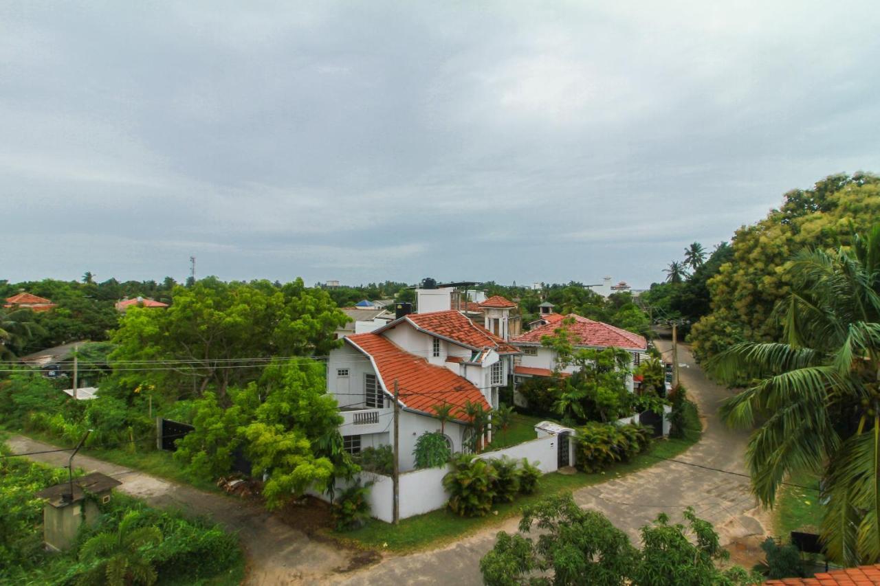 Oyo 314 Neo Holiday Home Katunayaka Ngoại thất bức ảnh