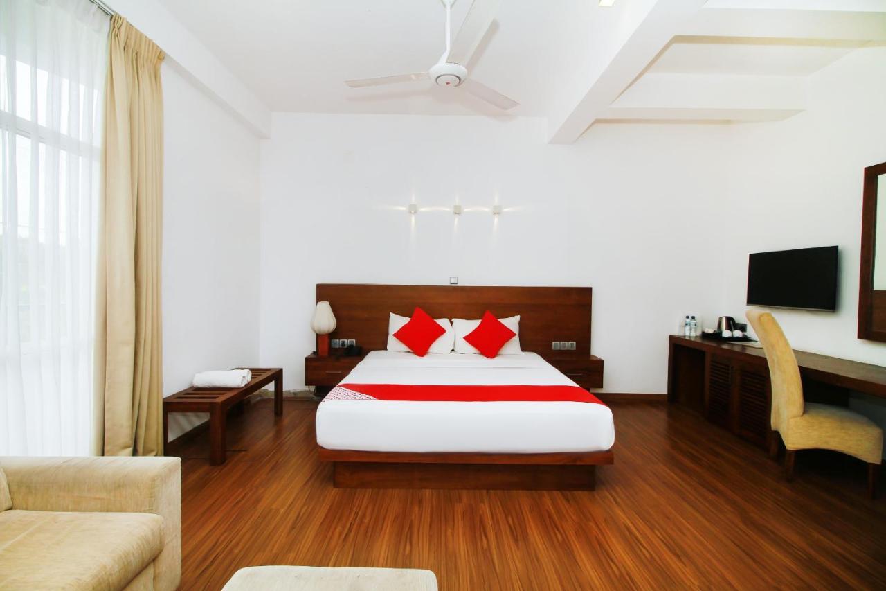Oyo 314 Neo Holiday Home Katunayaka Ngoại thất bức ảnh